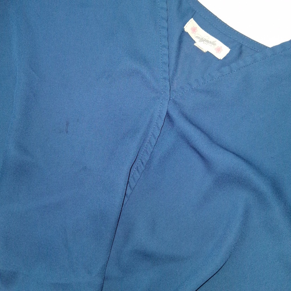 Magnolia Boutique‎ Blue Twist Front Top V Neck Blouse Womens Size S